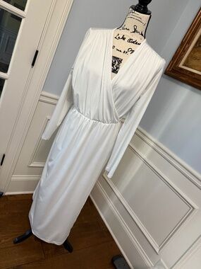 White Maxie Dress, Faux wrap top, sexy open sides SZ 10-12